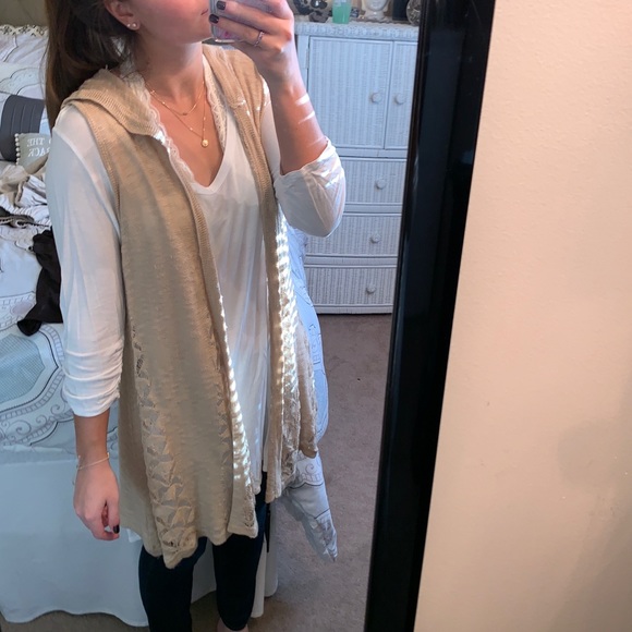Belldini Tops - Sleeveless hooded cardigan